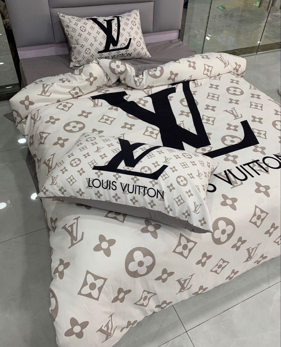 Louis Vuitton | Premium Luxury Brand Bedding Set TD86