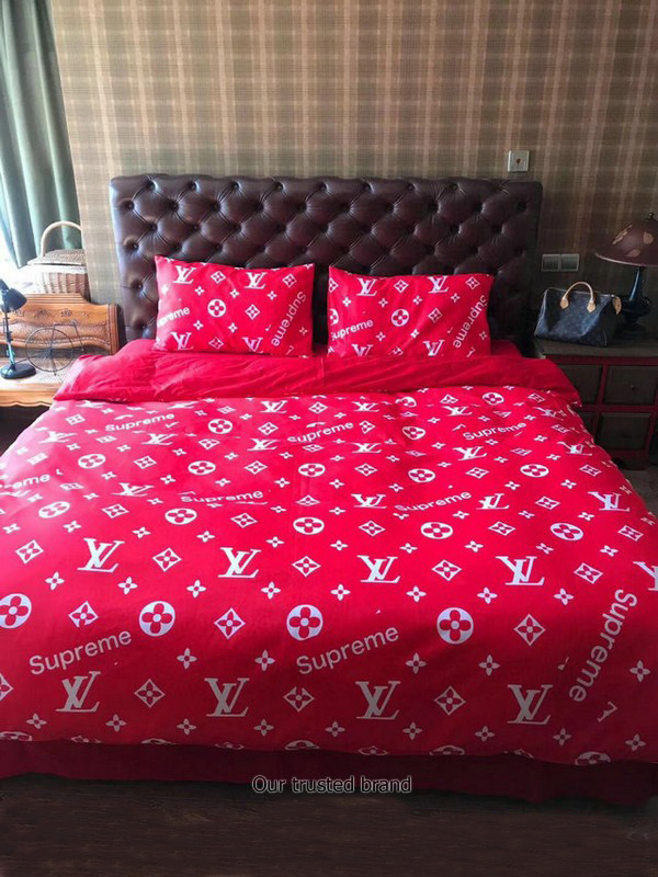 Louis Vuitton | Premium Luxury Brand Bedding Set TD137