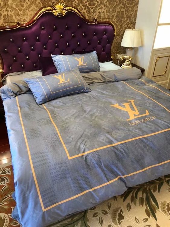 Louis Vuitton | Premium Luxury Brand Bedding Set TD178